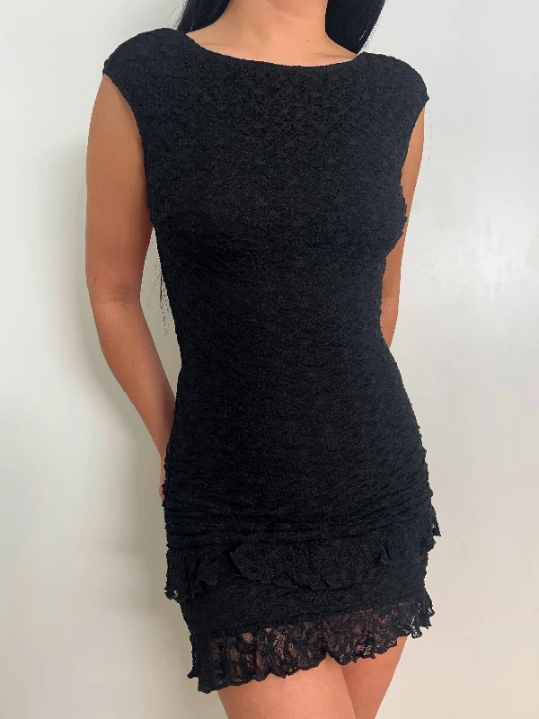 Taylor Lace Ruffle Dress (Black)