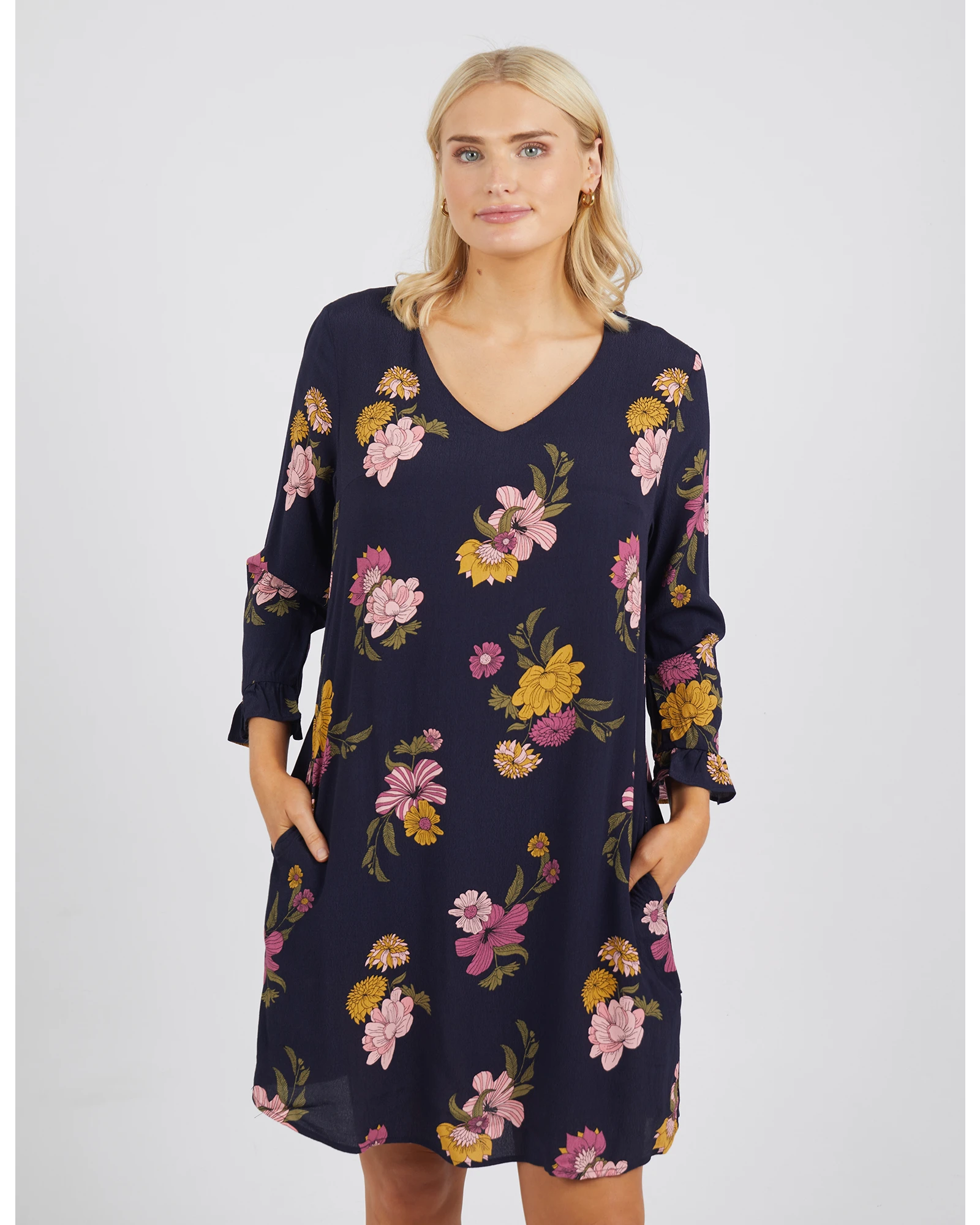 Sweet Pea Shift Dress - Navy