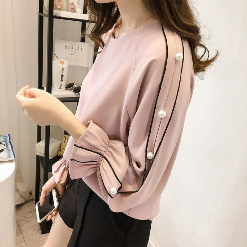 Autumn 2019 Women White Shirt Korean Beading Long Sleeve Shirt Women Streetwear 5XL Plus Size Loose Blouse Elegant Women Tops Fashionable Button-Front Short Sleeve Autumn 2019 Women White Shirt Korean Beading Long Sleeve Shirt Women Streetwear 5XL Plus Size Loose Blouse Elegant Women Tops Fashionable Button-Front Short Sleeve