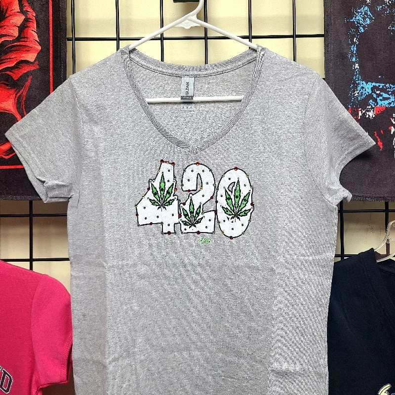 Strong Island Clothing - 420 / Woman's V Neck T Shirt with or without Bling Fashionable Short Sleeve Shirt Strong Island Clothing - 420 / Woman's V Neck T Shirt with or without Bling Fashionable Short Sleeve Shirt