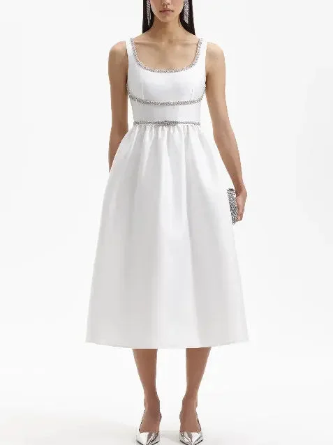 Crystal-Embellished Bow-Detail White Midi Dress Fashionable One-Shoulder Midi Dress