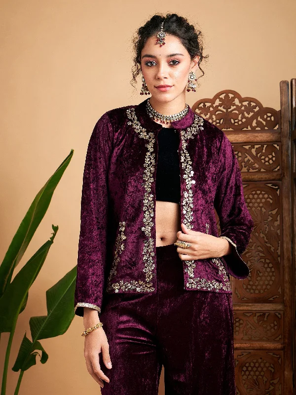Lyush Women Purple Velvet Embroidered Jacket Fitted Jacket Loose Jacket Oversized Jacket Lyush Women Purple Velvet Embroidered Jacket Fitted Jacket Loose Jacket Oversized Jacket