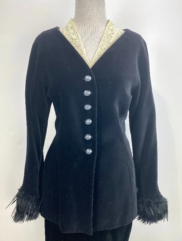 Vintage 1980s Women's Black Velvet Feather Trim Jacket, Myréne De PréMonville, Medium Wool Jacket Cashmere Jacket Tweed Jacket Vintage 1980s Women's Black Velvet Feather Trim Jacket, Myréne De PréMonville, Medium Wool Jacket Cashmere Jacket Tweed Jacket